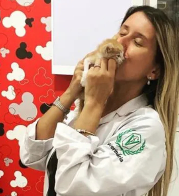 Dra Thayana Simas Diniz